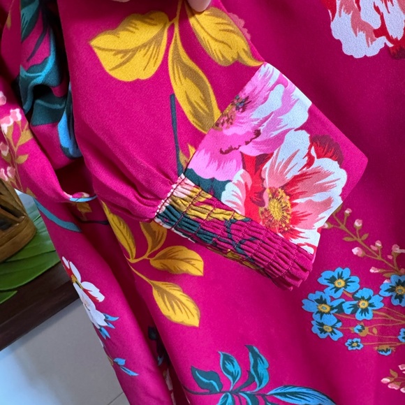 Loft Blouse - beautiful floral - Picture 2 of 5